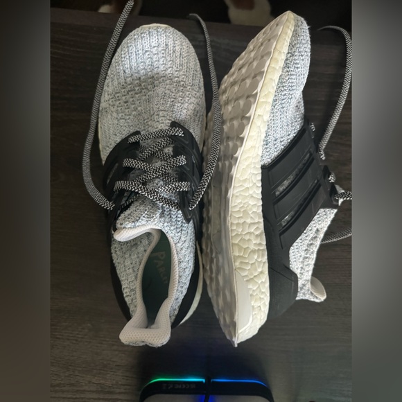 Adidas super boost - Picture 2 of 2